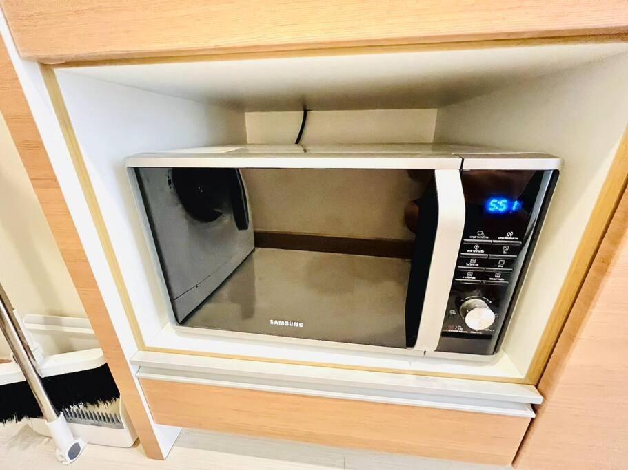 Cozy Spacious 1br 2bed 4pax 200m Bts Phrakhanong, 10min Thonglor Ekkamai Pangsapuri Bangkok