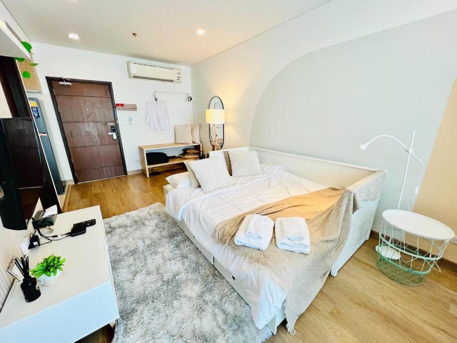 Pangsapuri Cozy Spacious 1br 2bed 4pax 200m Bts Phrakhanong, 10min Thonglor Ekkamai Bangkok