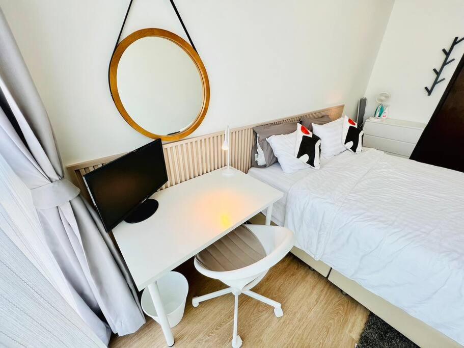Cozy Spacious 1br 2bed 4pax 200m Bts Phrakhanong, 10min Thonglor Ekkamai Pangsapuri