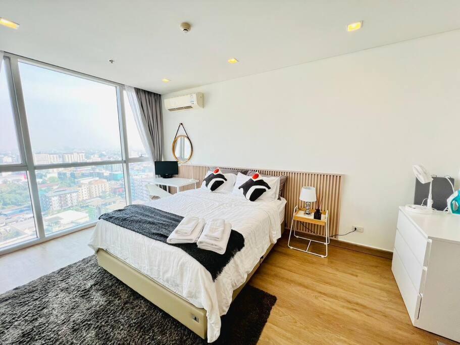 Cozy Spacious 1br 2bed 4pax 200m Bts Phrakhanong, 10min Thonglor Ekkamai *