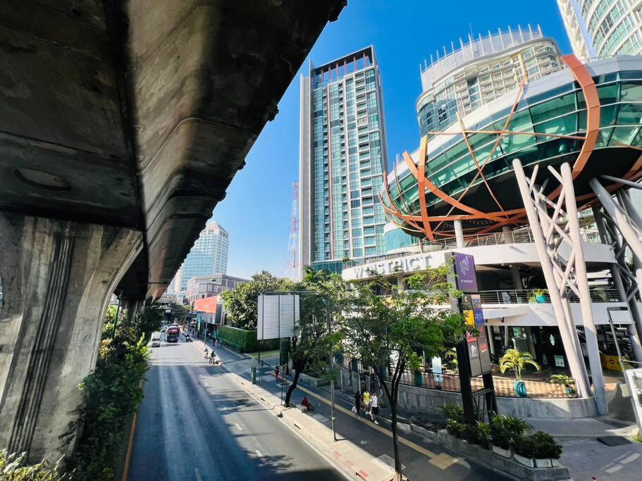 Pangsapuri Cozy Spacious 1br 2bed 4pax 200m Bts Phrakhanong, 10min Thonglor Ekkamai