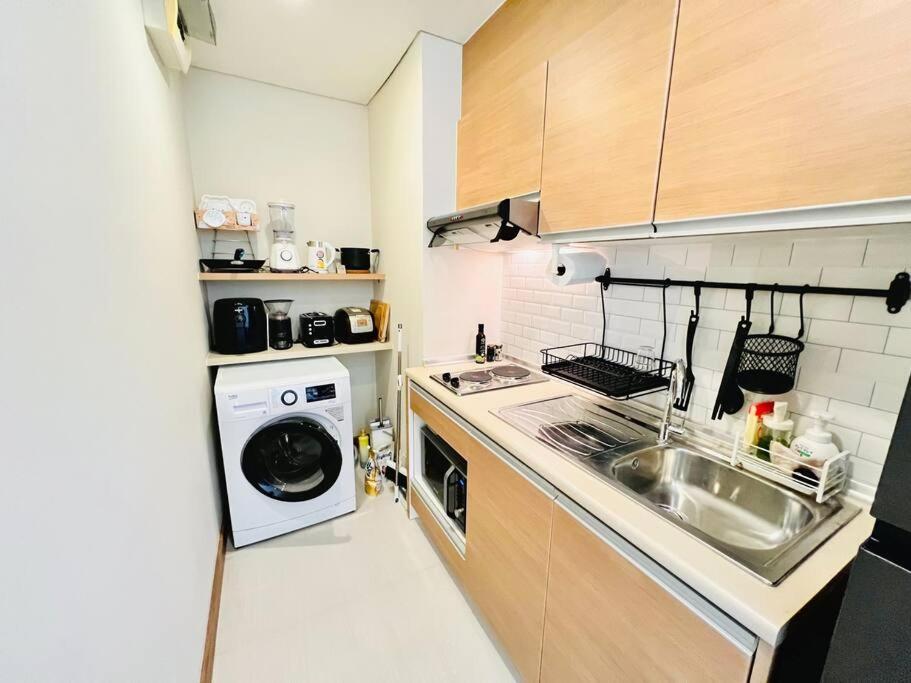 Cozy Spacious 1br 2bed 4pax 200m Bts Phrakhanong, 10min Thonglor Ekkamai
